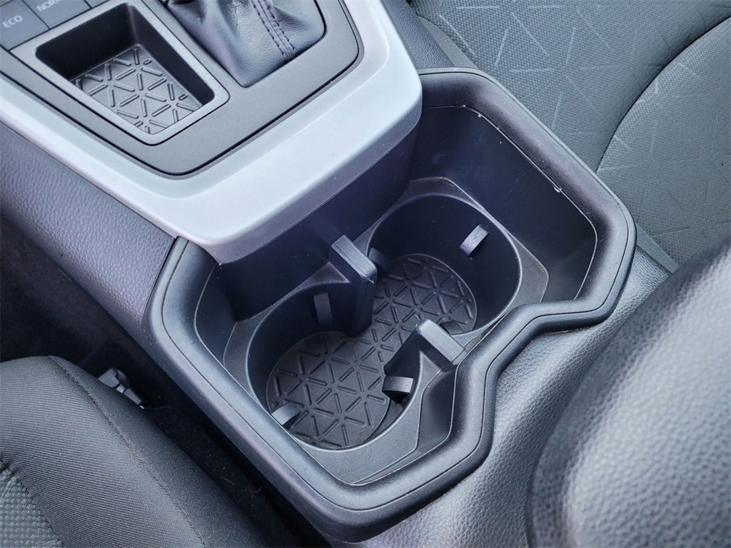 Used 2024 Toyota RAV4 XLE image 19