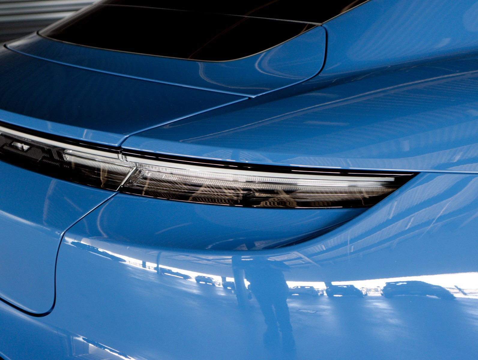 New 2026 Porsche Taycan 4S image 32