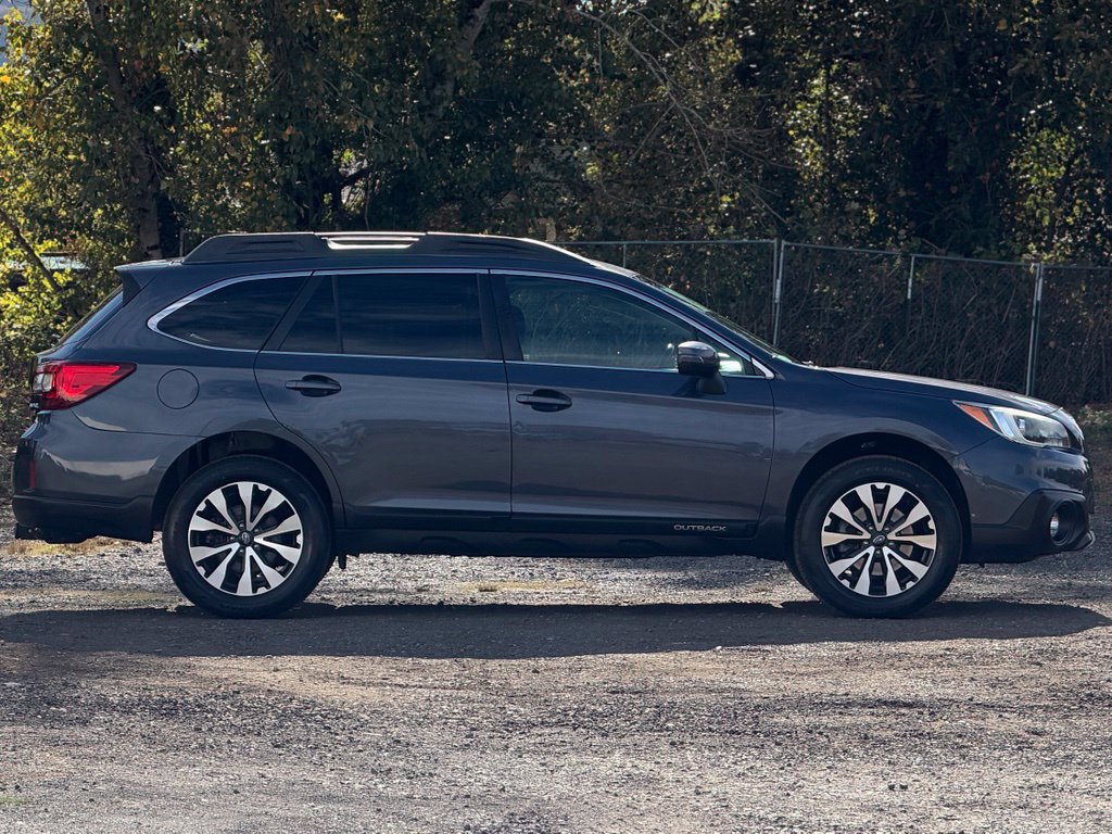 Used 2015 Subaru Outback 2.5i Limited AWD/4WD image 8
