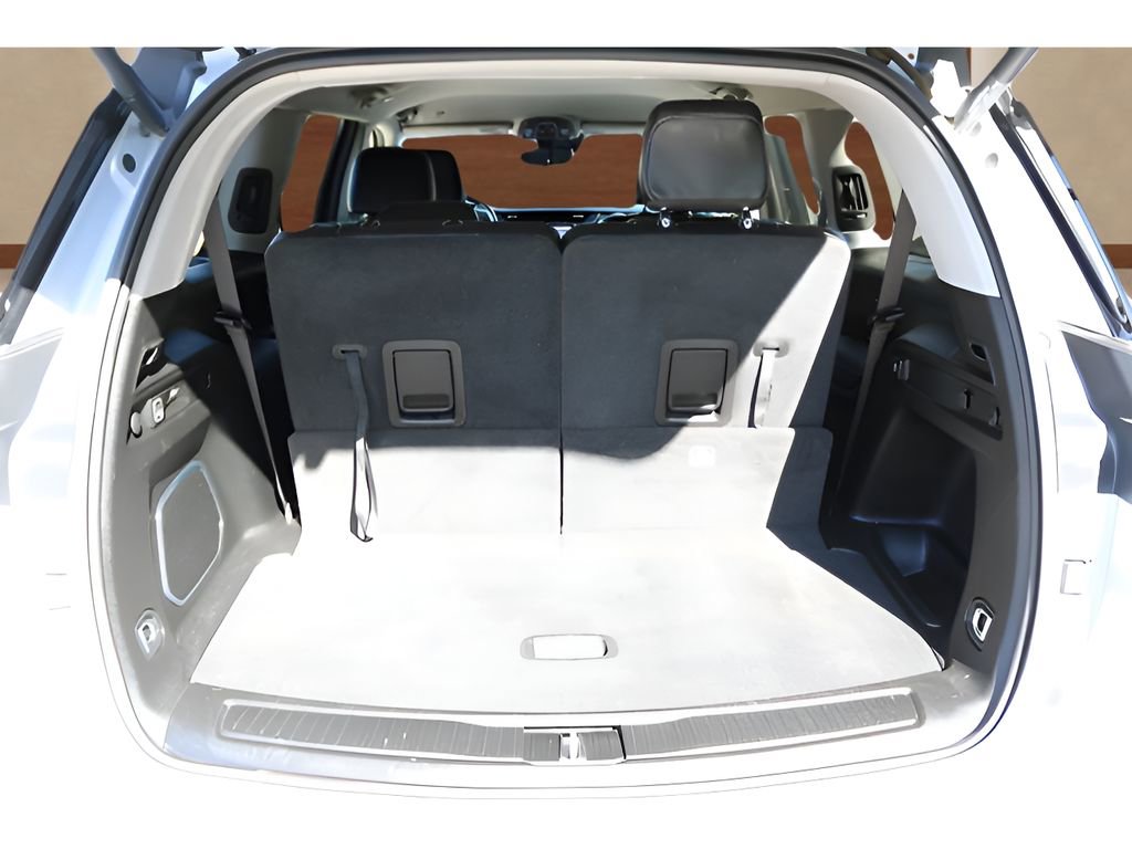 Used 2022 Jeep Grand Cherokee L Limited RWD image 17