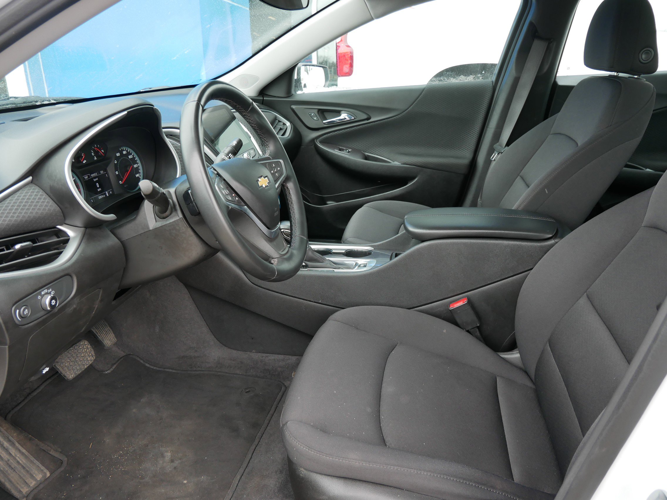 Used 2023 Chevrolet Malibu LT w/ Sport Edition FWD image 8