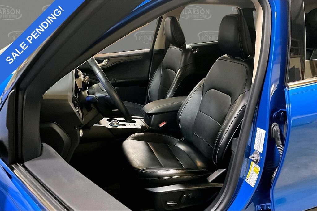 Used 2020 Ford Escape Titanium FWD image 13