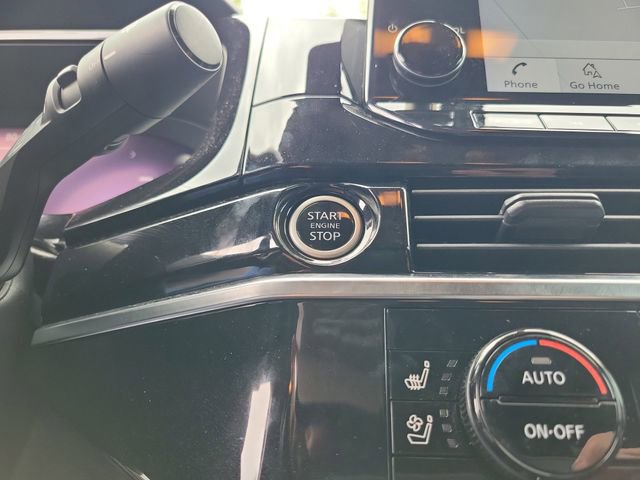 Used 2023 Nissan Pathfinder Platinum w/ Cargo Package AWD/4WD image 26