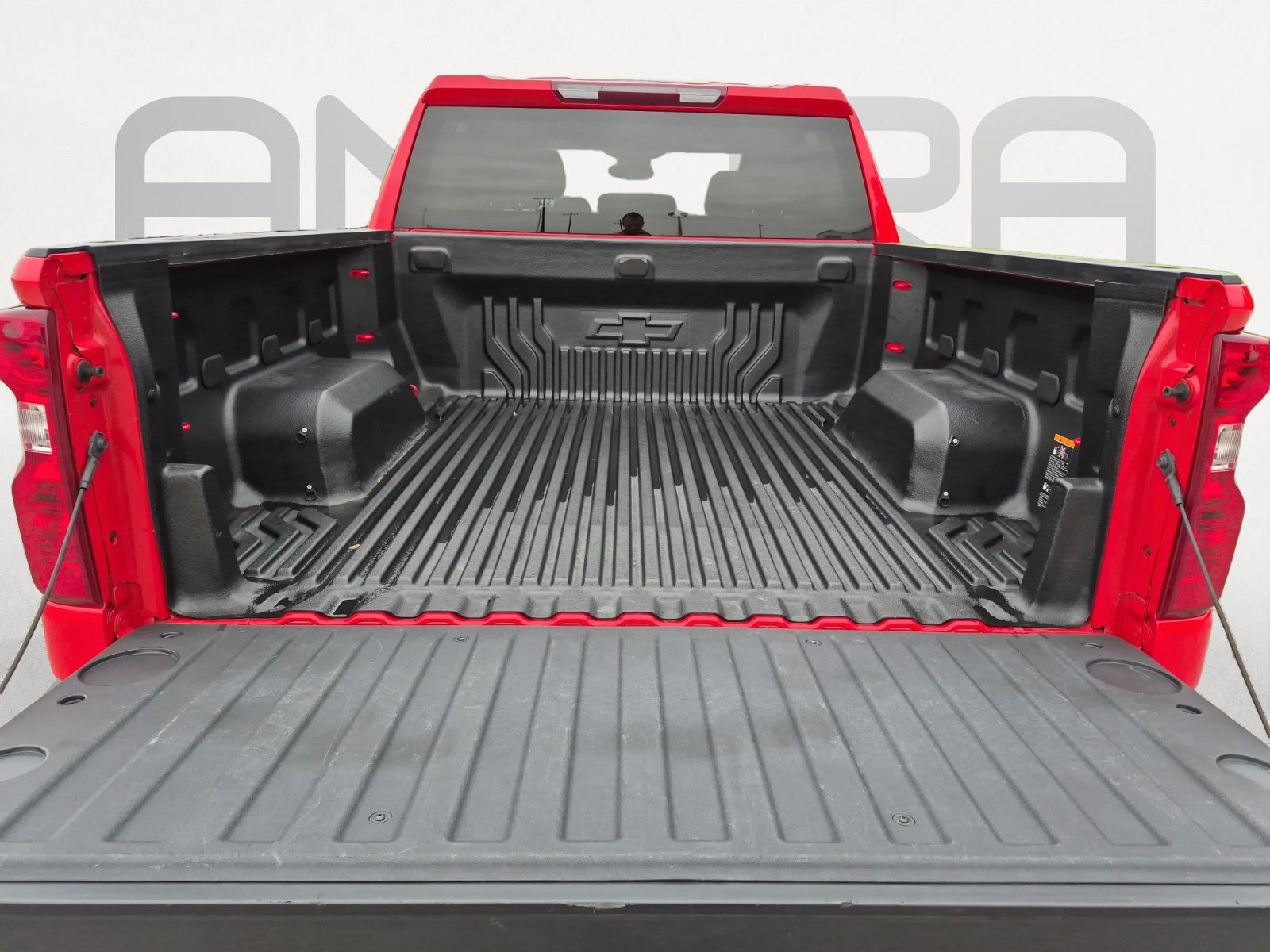 Used 2023 Chevrolet Silverado 1500 LT AWD/4WD image 12