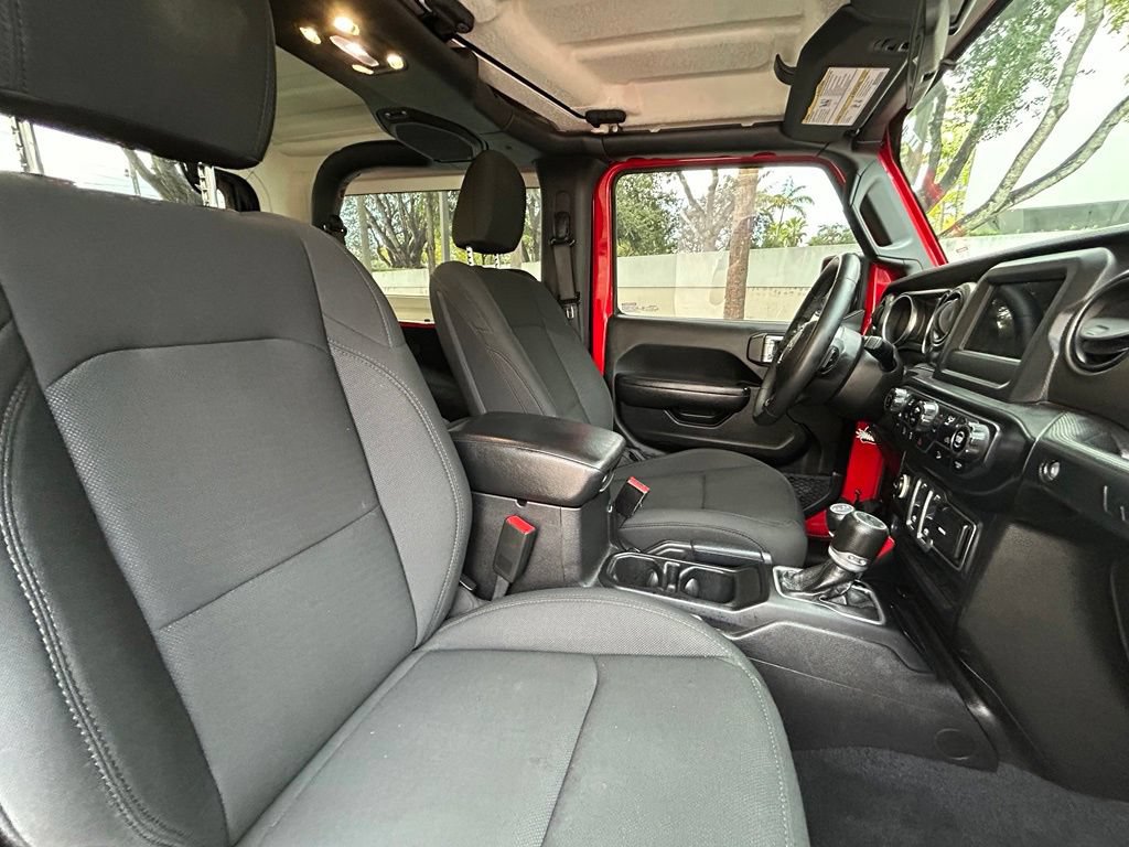 Certified 2019 Jeep Wrangler Sport AWD/4WD image 29
