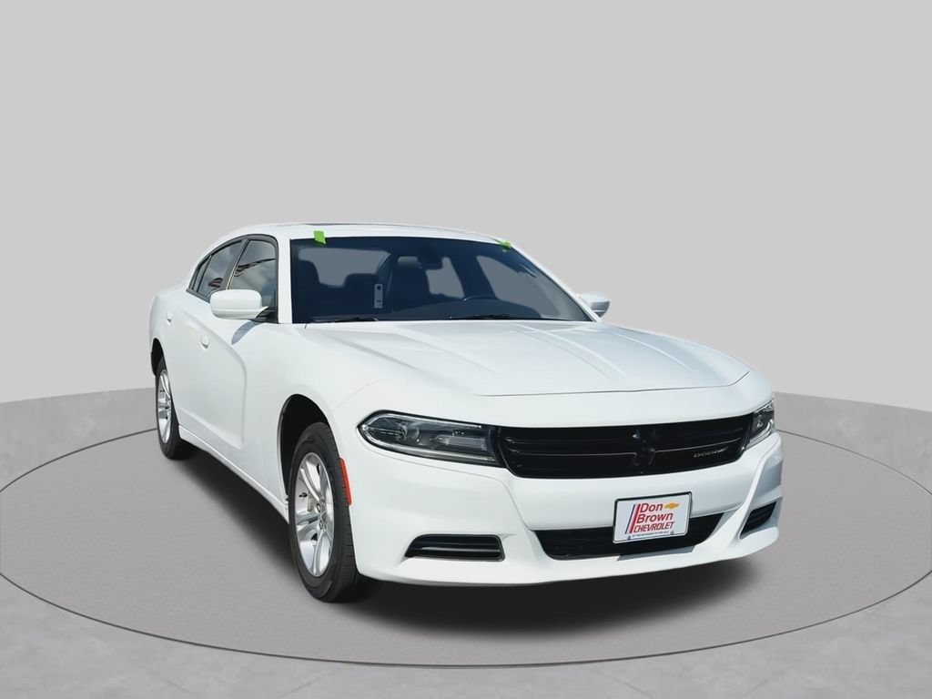 Used 2021 Dodge Charger SXT w/ Leather Interior Group RWD image 3