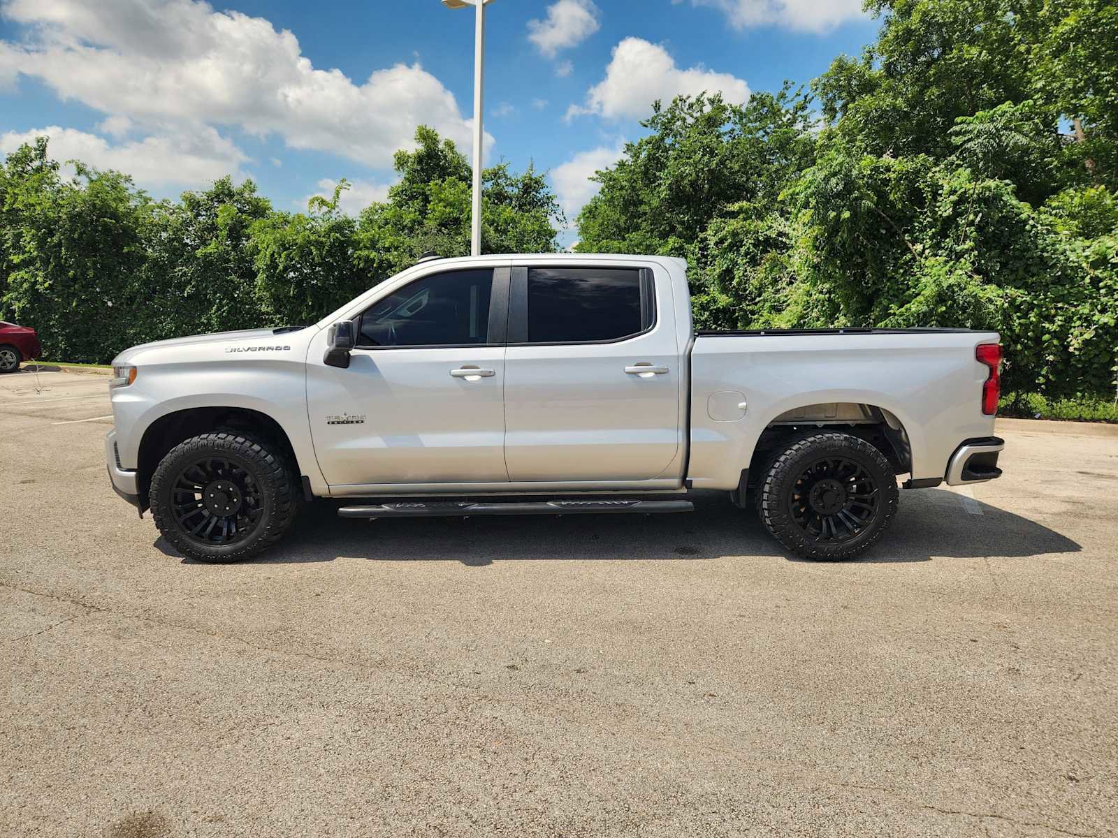 Used 2020 Chevrolet Silverado 1500 RST w/ Texas Edition RWD image 4