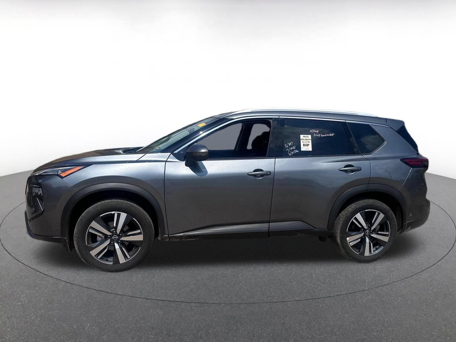Used 2026 Nissan Rogue SL AWD/4WD image 14