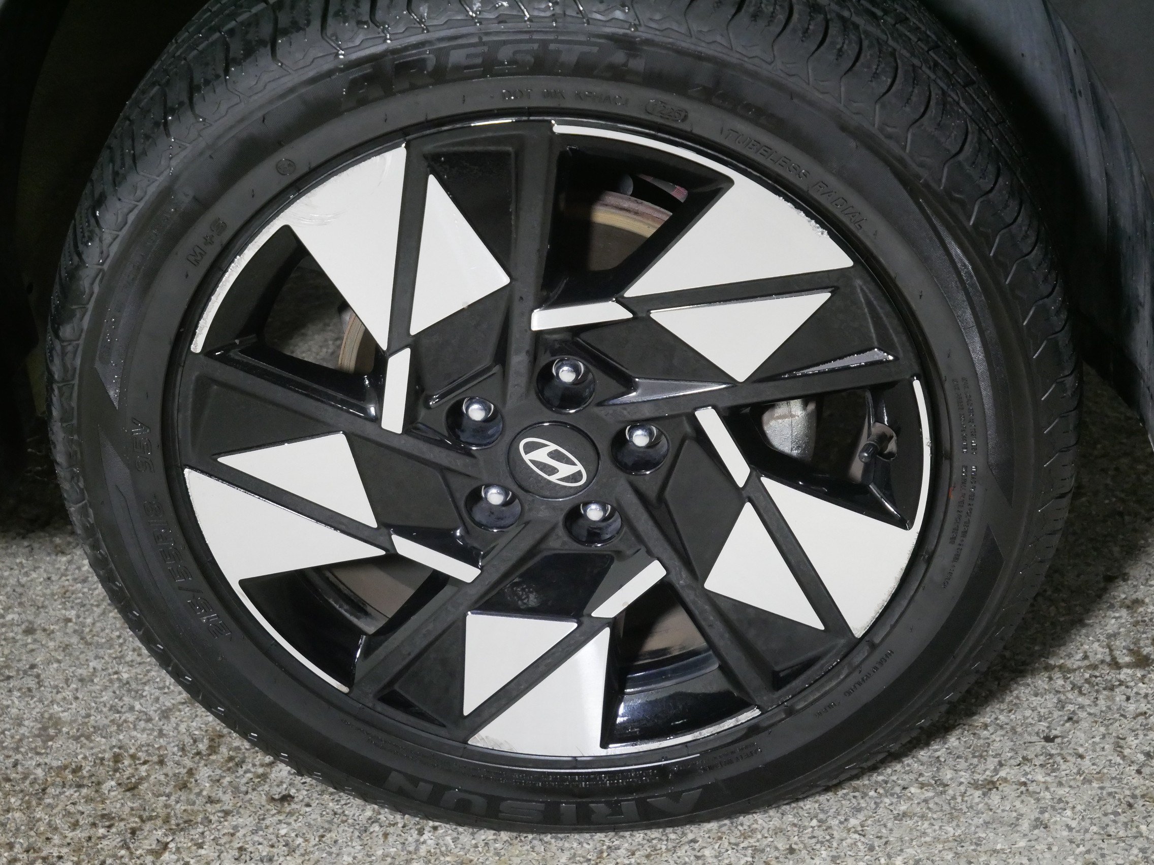 Used 2025 Hyundai Kona SEL AWD/4WD image 15