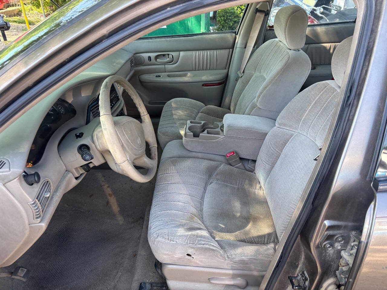 Used 2002 Buick Century Custom FWD image 16