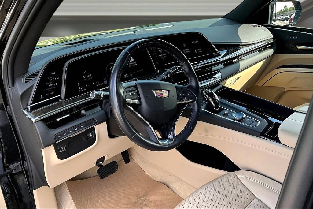 Used 2023 Cadillac Escalade Premium Luxury w/ LPO, Floor Liner Package AWD/4WD image 17