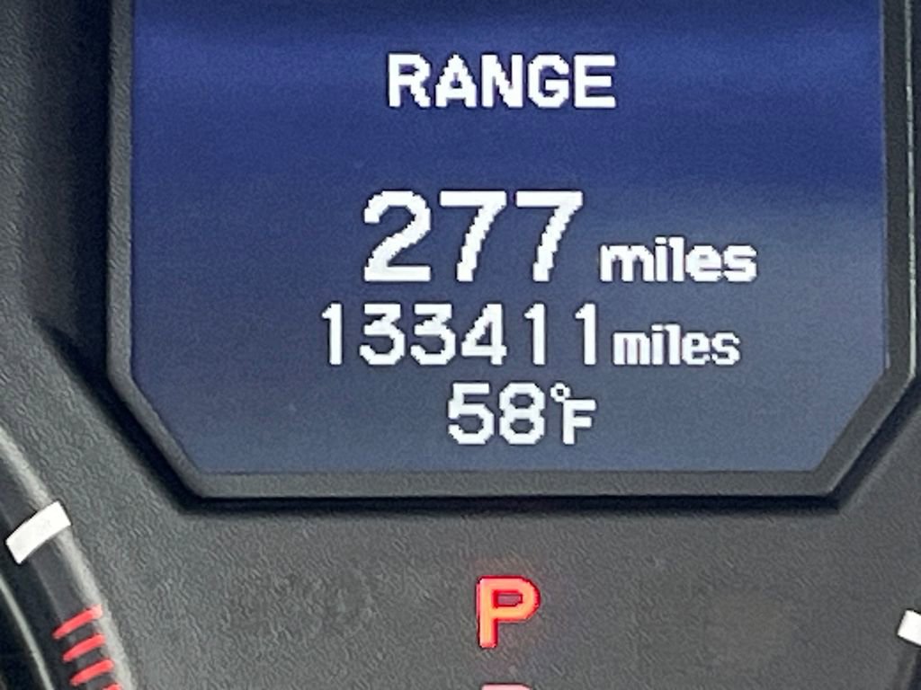 Used 2016 Honda Odyssey Touring Elite image 21