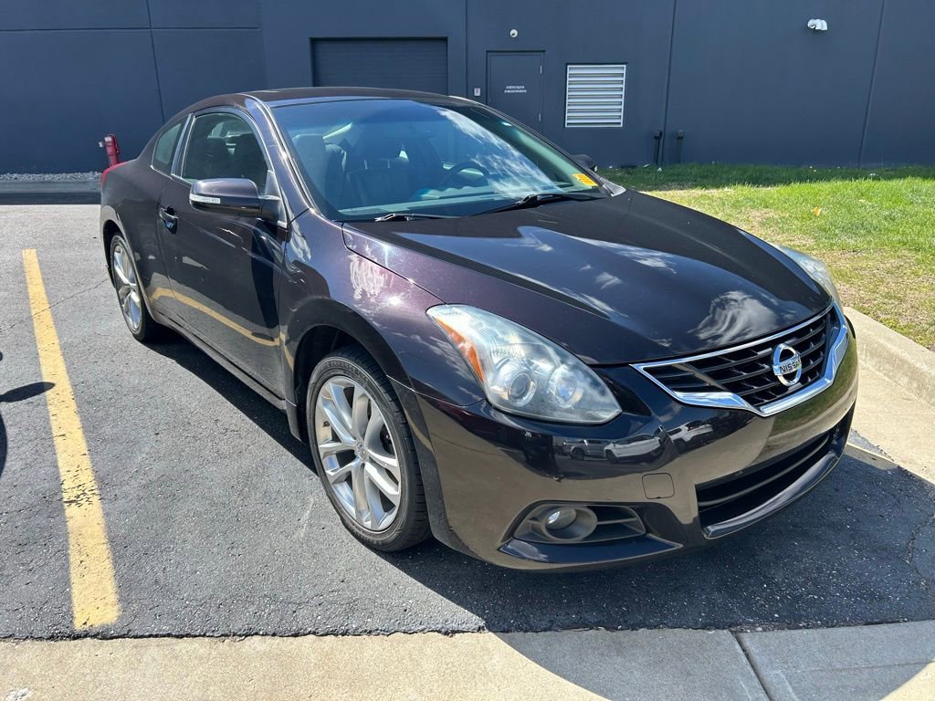 Used 2010 Nissan Altima 3.5 SR w/ Leather Pkg