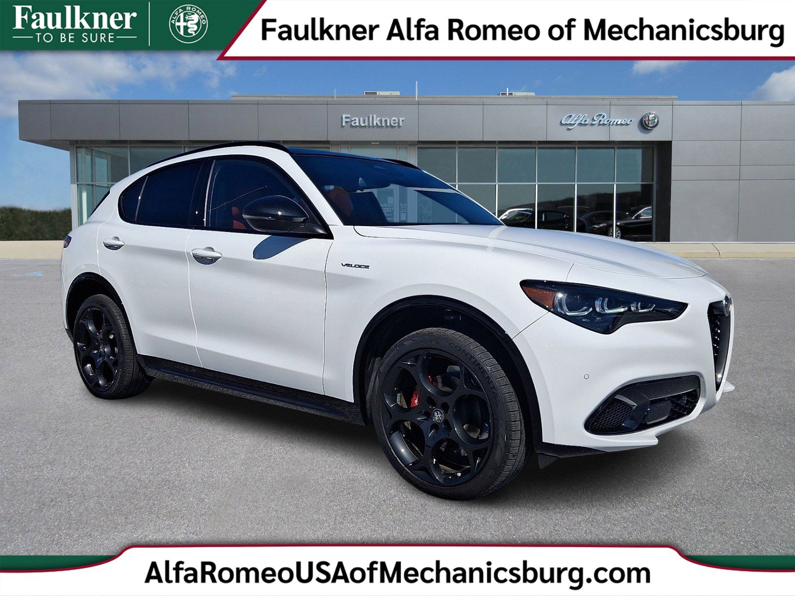 New 2025 Alfa Romeo Stelvio Sprint image 1