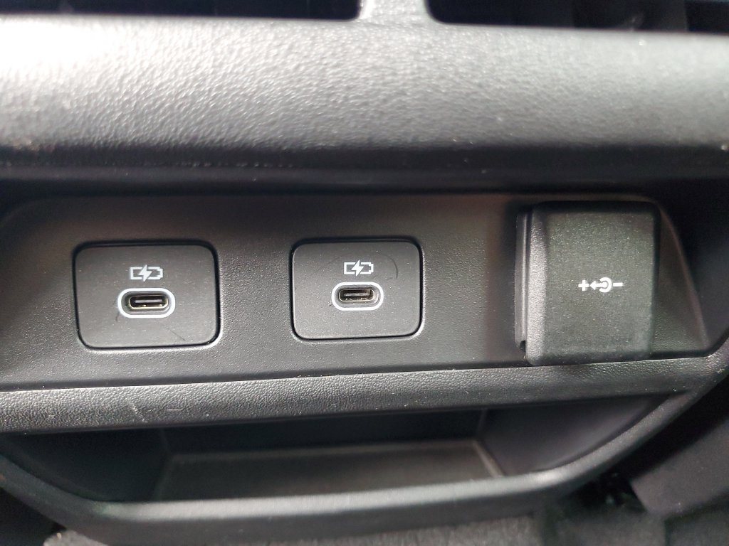 Used 2026 Land Rover Discovery Sport Landmark AWD/4WD image 33