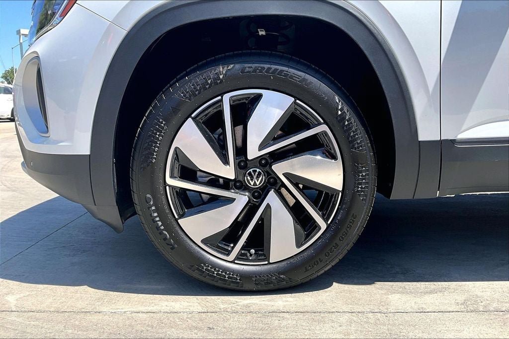 New 2026 Volkswagen Atlas SE AWD/4WD image 8