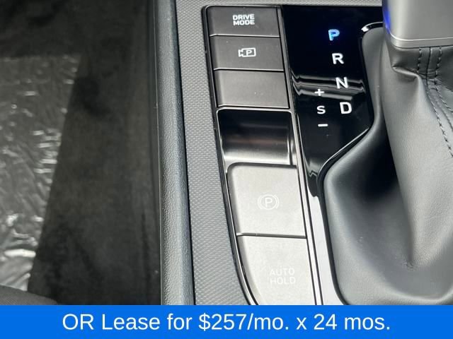 New 2025 Hyundai Elantra SEL image 30