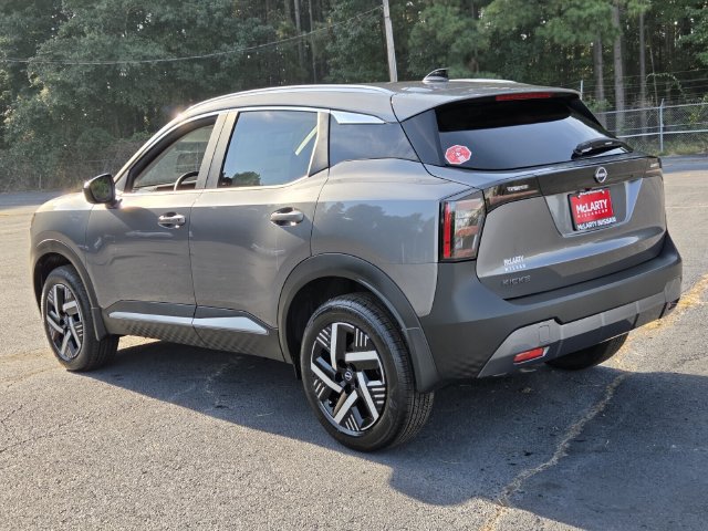 New 2027 Nissan Kicks SV FWD image 3