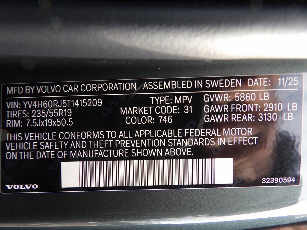 New 2026 Volvo XC60 T8 Core w/ Protection Package Premier image 31