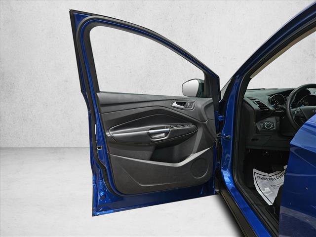 Used 2018 Ford Escape SE w/ SE Sport Appearance Package FWD image 7