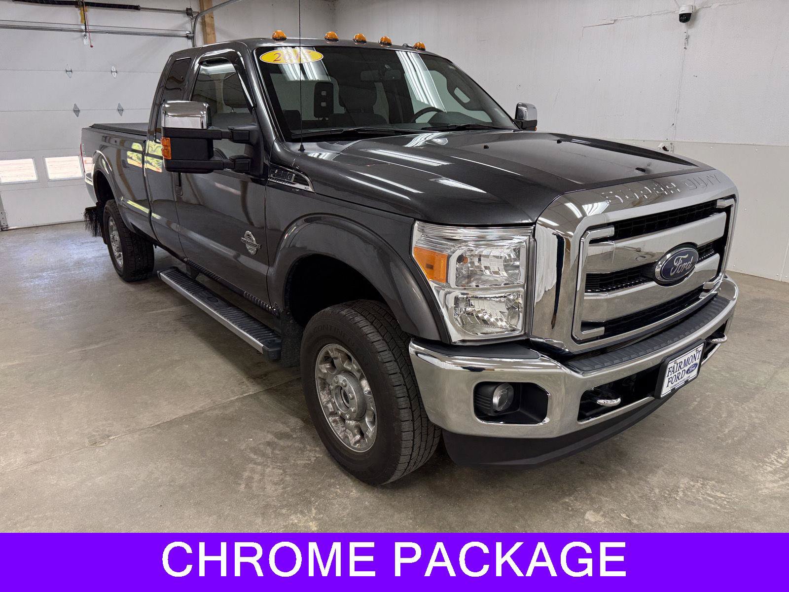 Used 2015 Ford F250 XLT w/ XLT Premium Package AWD/4WD image 2