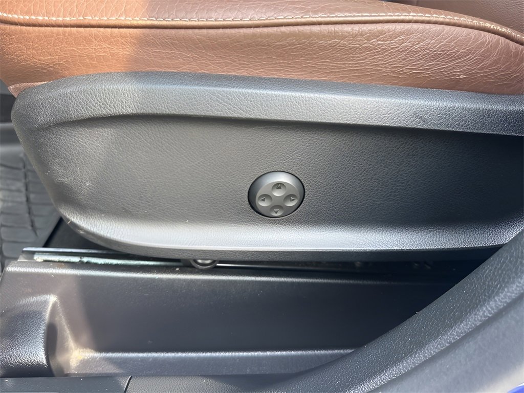 Used 2021 Mercedes-Benz GLB 250 4MATIC image 10