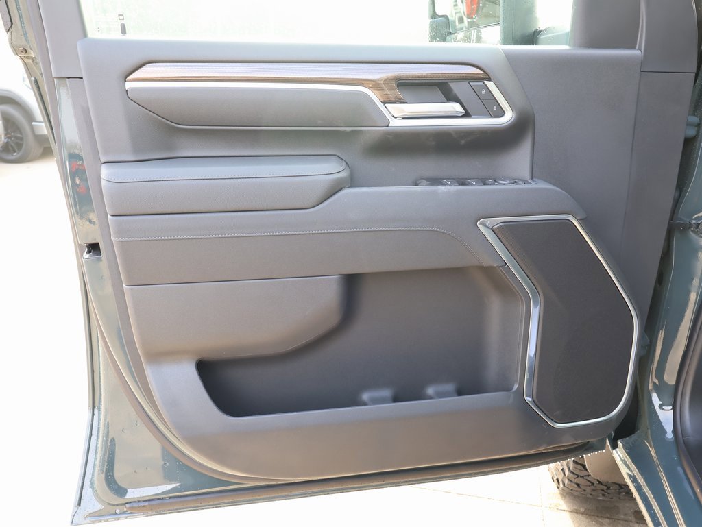 New 2026 Chevrolet Silverado 2500 LT w/ Trail Boss Package image 12