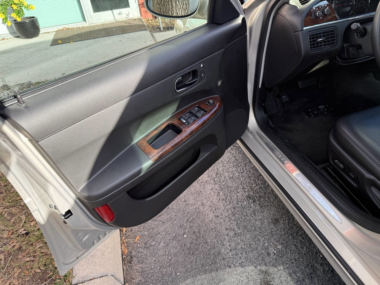 Used 2008 Buick LaCrosse CXL w/ Driver Confidence Package image 13