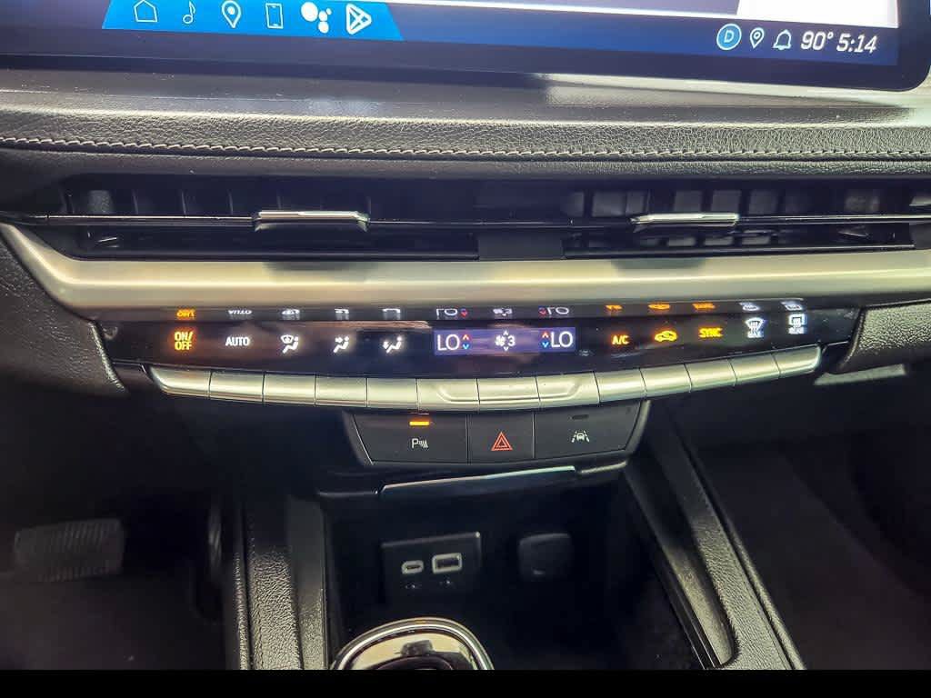 Used 2024 Cadillac XT4 Premium Luxury FWD image 19