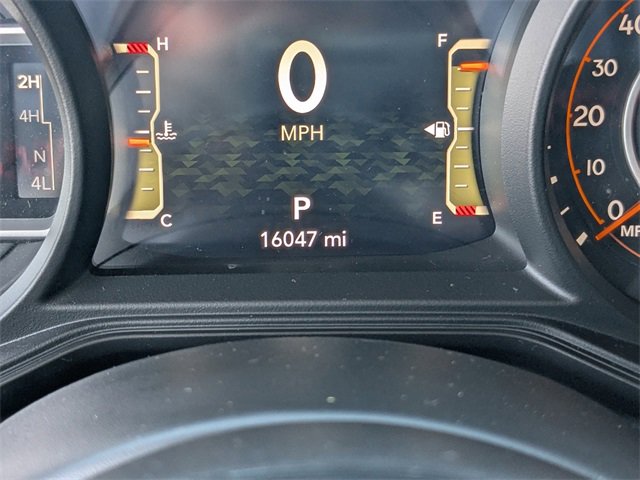 Used 2024 Jeep Wrangler Rubicon w/ Safety Group image 26