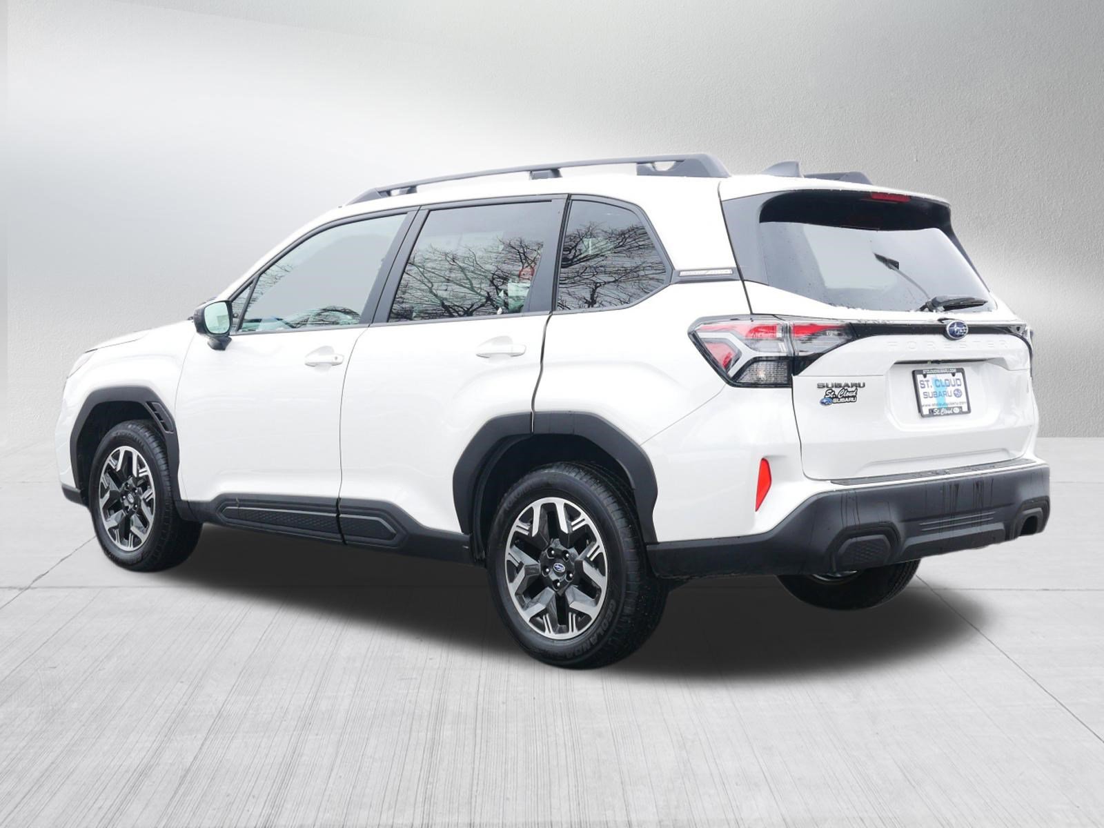 Certified 2025 Subaru Forester Premium image 5