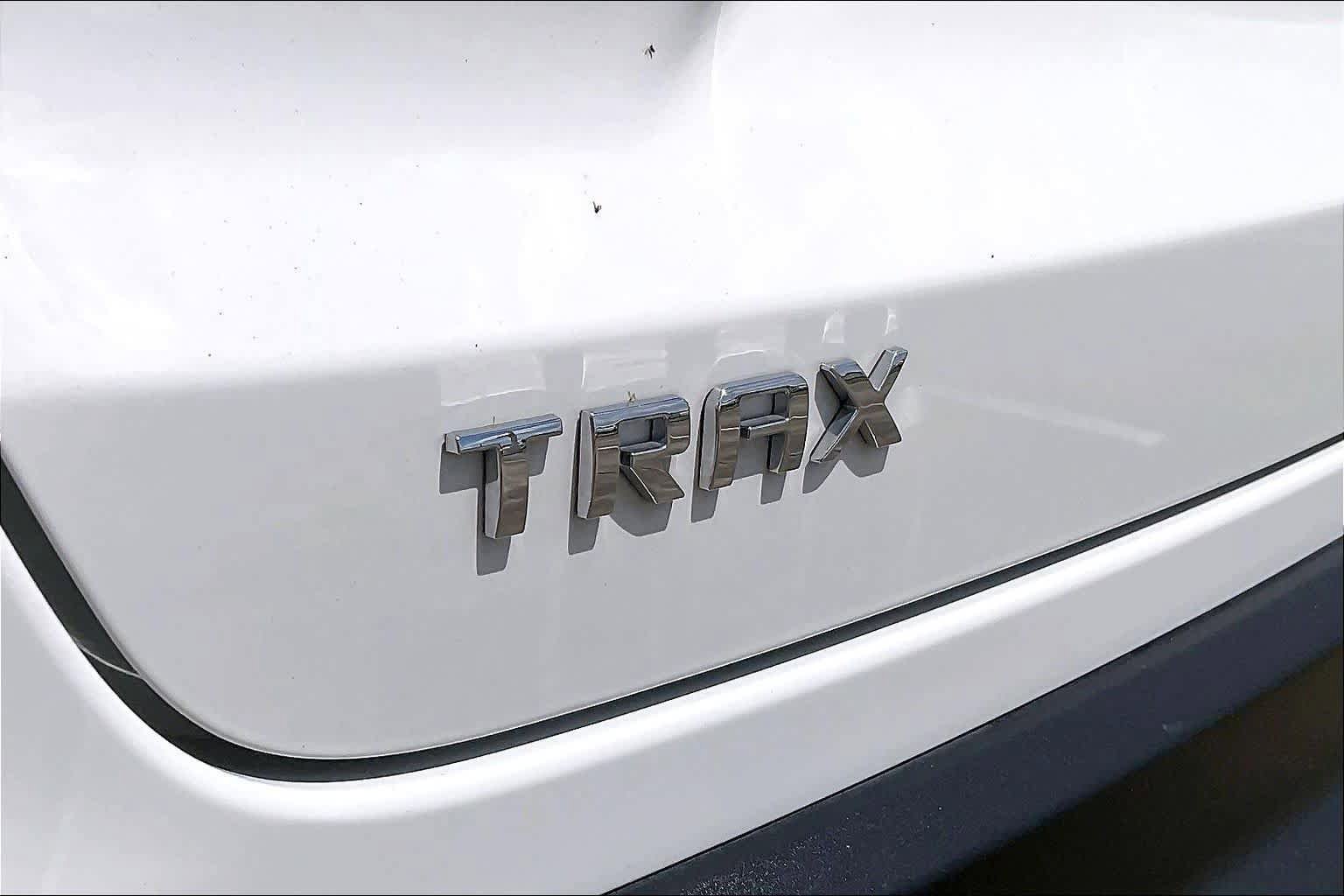 Used 2024 Chevrolet Trax LS w/ LS Convenience Package image 28