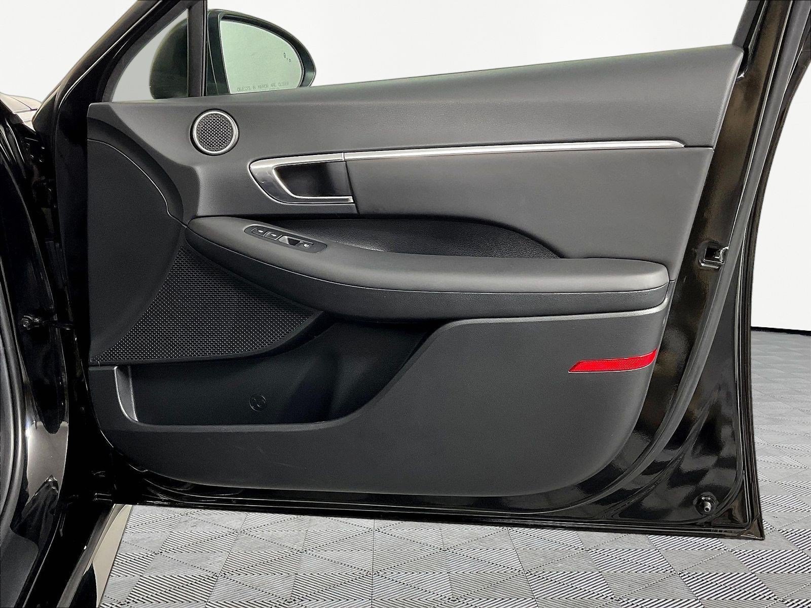 Used 2023 Hyundai Sonata SEL FWD image 25