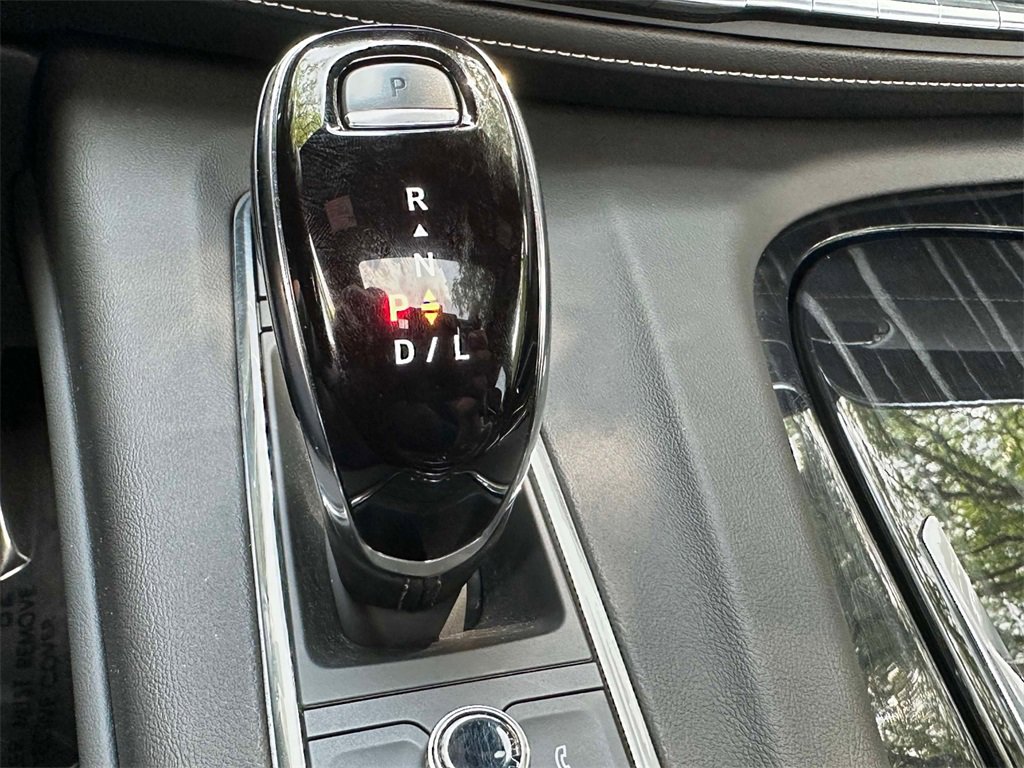 Certified 2024 Cadillac Escalade ESV Sport w/ LPO, ONYX Package image 26