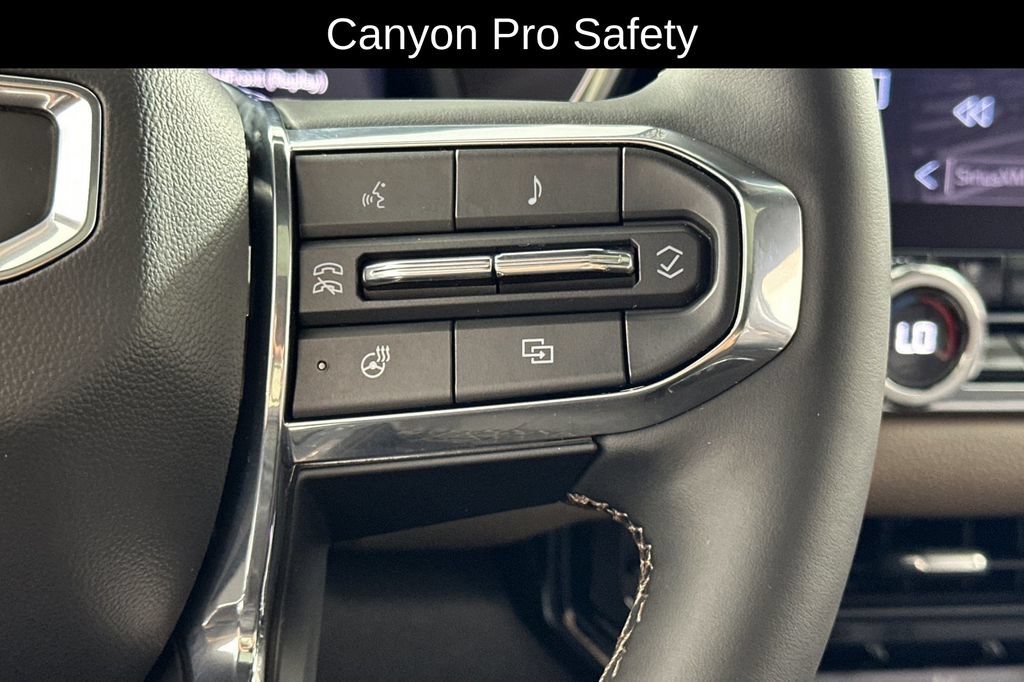 Used 2025 GMC Canyon Denali AWD/4WD image 31