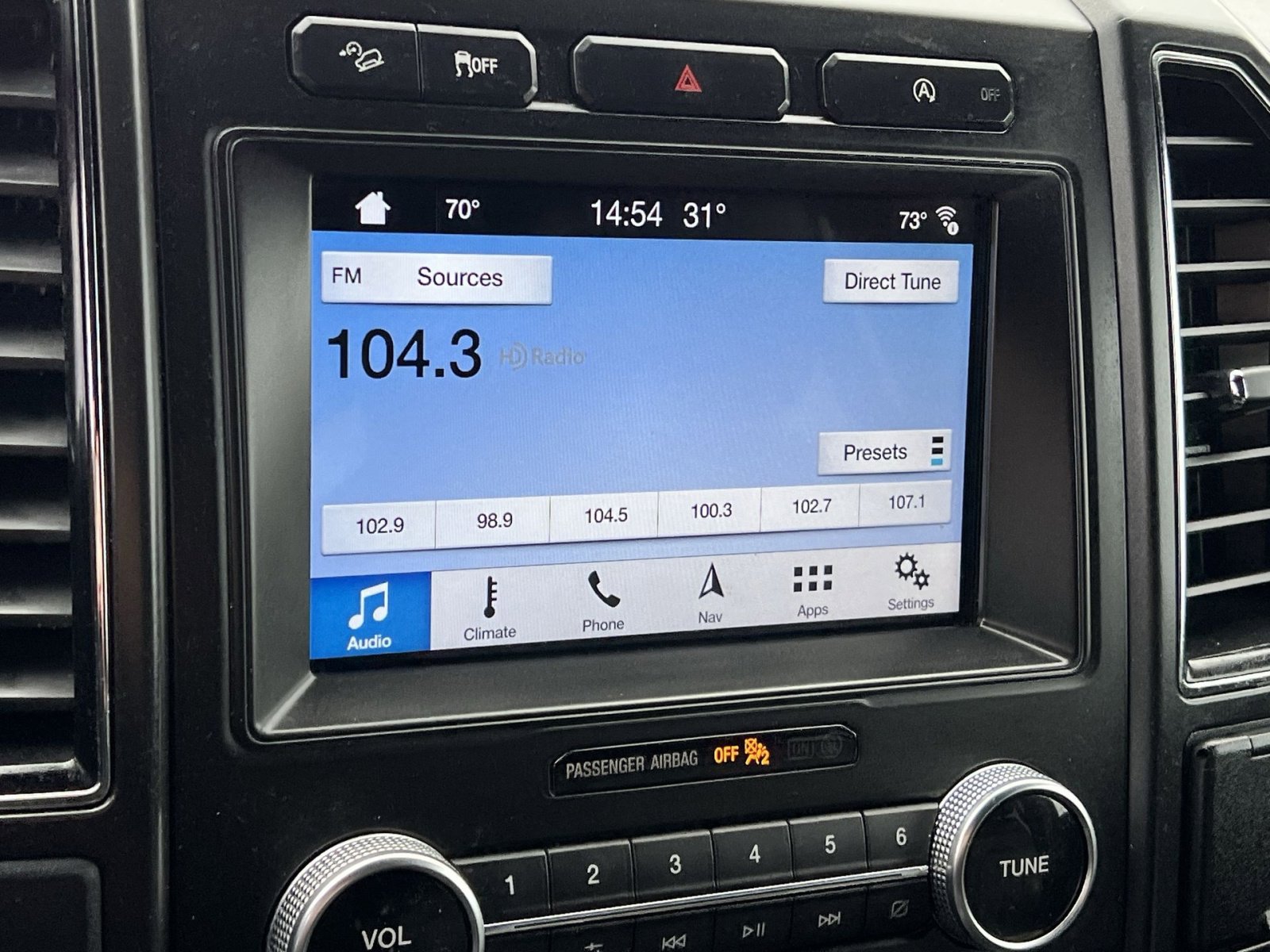 Used 2018 Ford Expedition Max Limited image 18