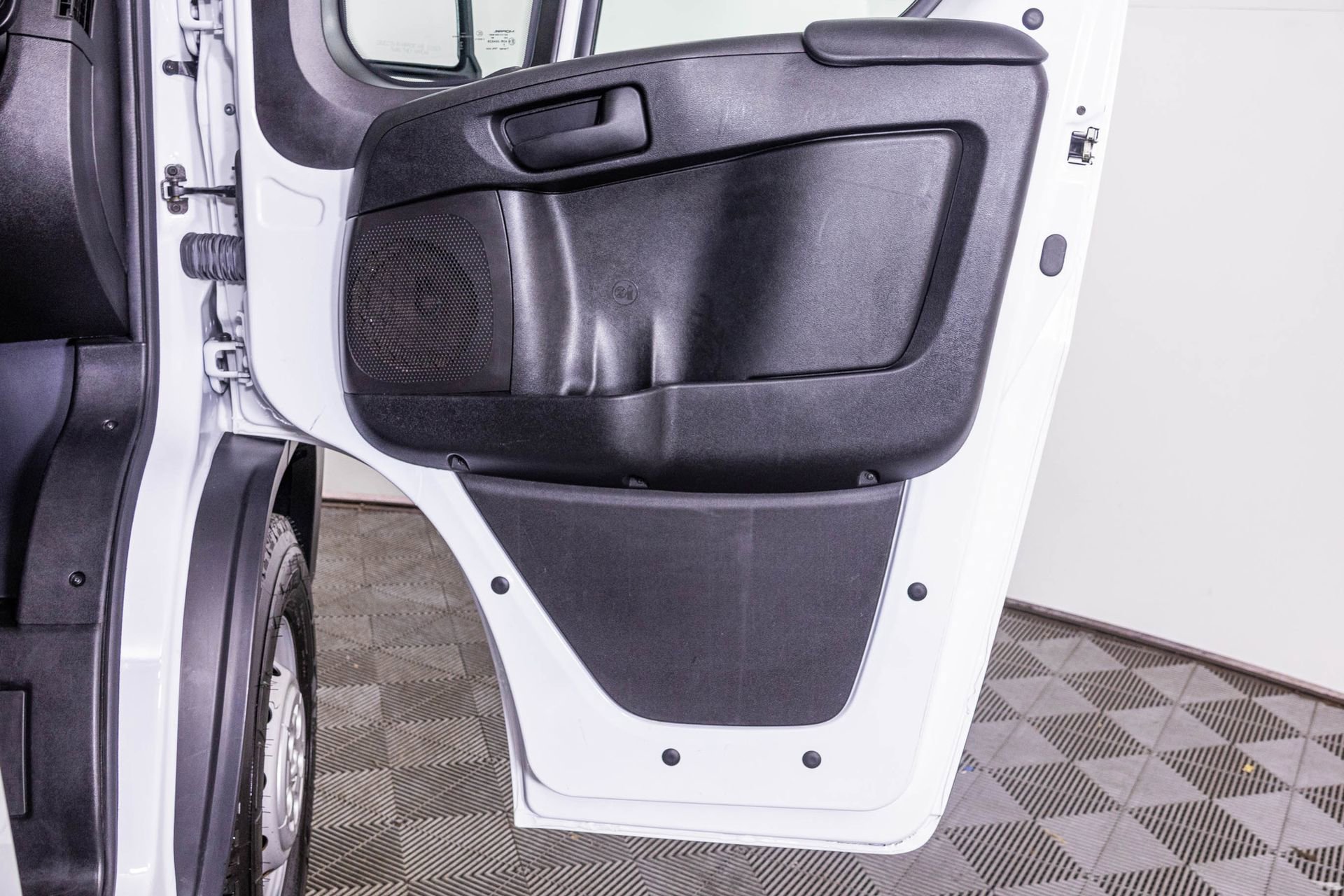 Used 2023 RAM ProMaster 2500 image 34