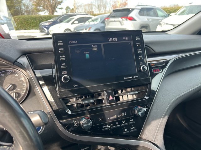 Used 2022 Toyota Camry SE image 21