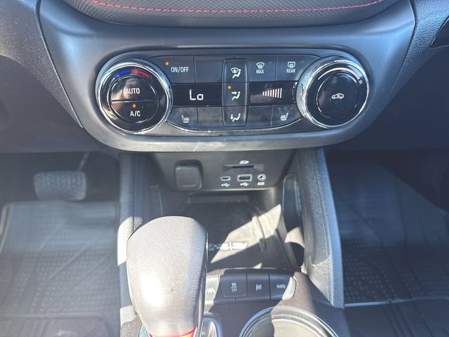 Used 2022 Chevrolet TrailBlazer RS w/ Sun and Liftgate Package AWD/4WD image 17