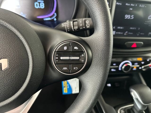 Used 2025 Kia Soul LX w/ LX Technology Package image 16
