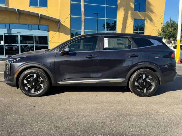 New 2026 Kia Sportage LX image 2