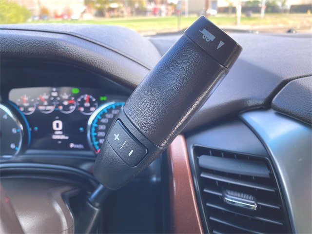 Used 2019 Chevrolet Suburban Premier image 16