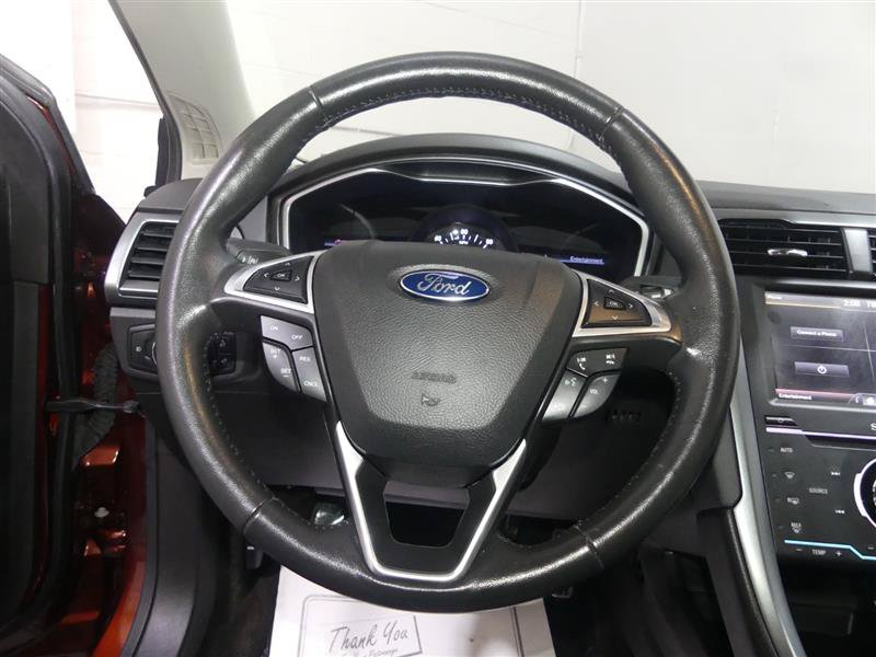 Used 2015 Ford Fusion Titanium FWD image 31