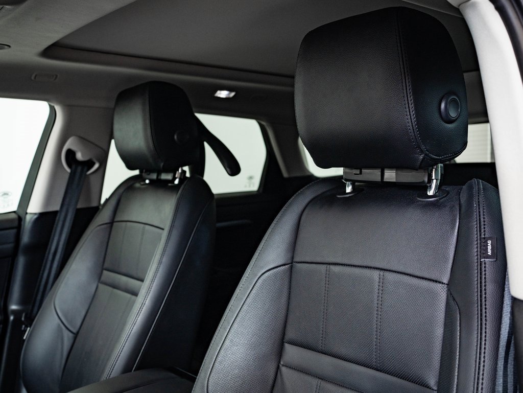 Used 2023 Land Rover Range Rover Evoque SE image 24