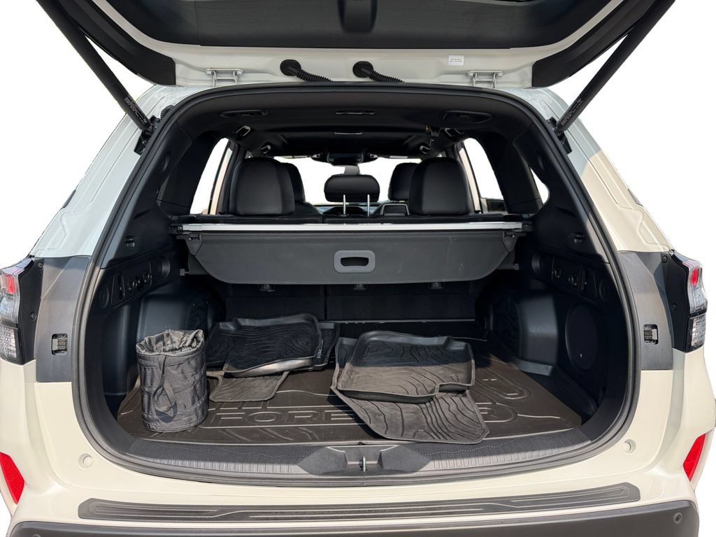 Used 2025 Subaru Forester Touring w/ Protection Package AWD/4WD image 10