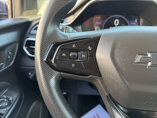 Used 2023 Chevrolet Bolt EUV LT image 25