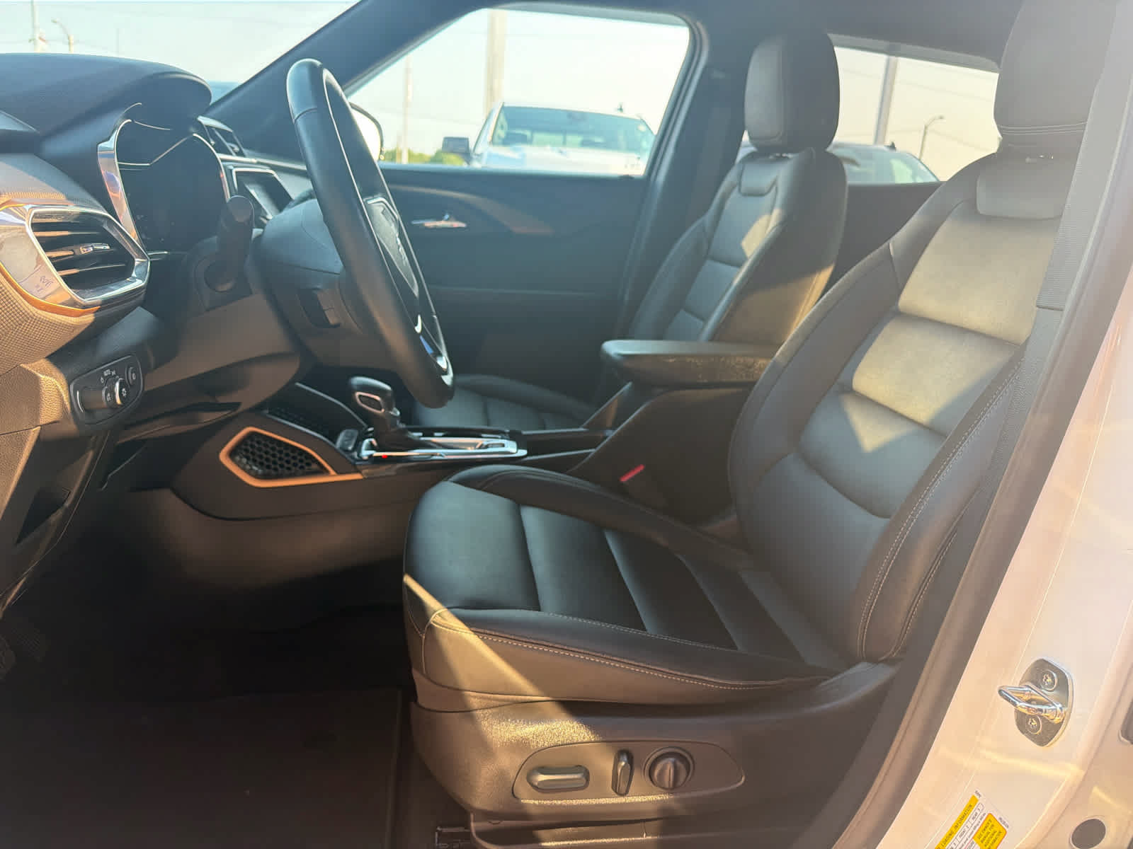 Used 2023 Chevrolet TrailBlazer ACTIV w/ Convenience Package FWD image 12