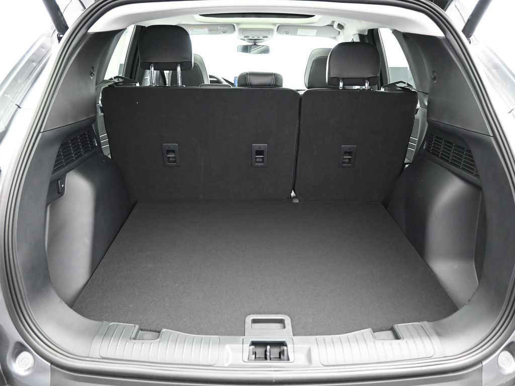 New 2024 Ford Escape SE w/ PHEV Premium Package FWD image 7