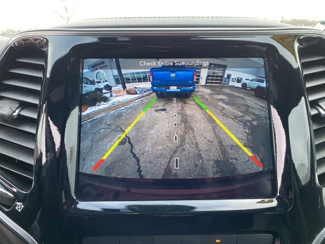 Used 2019 Jeep Cherokee High Altitude image 23