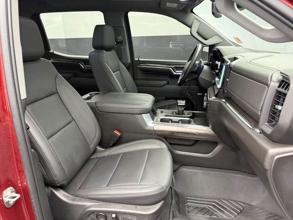 Used 2023 Chevrolet Silverado 1500 LTZ image 47